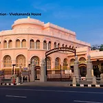 Oyo Flagship 6626 Khaleej Residency