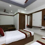 Oyo Flagship 6626 Khaleej Residency