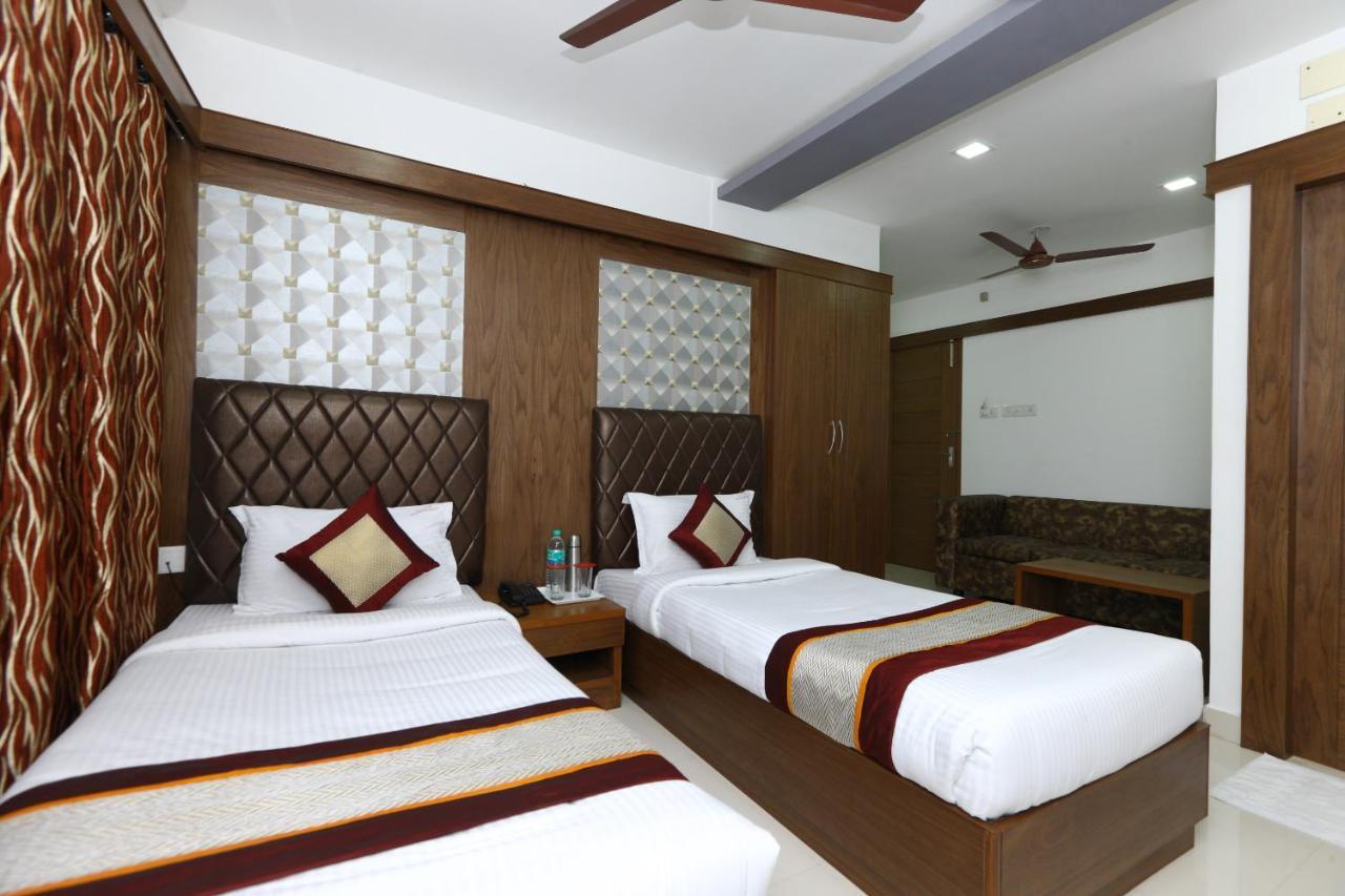 Oyo Flagship 6626 Khaleej Residency
