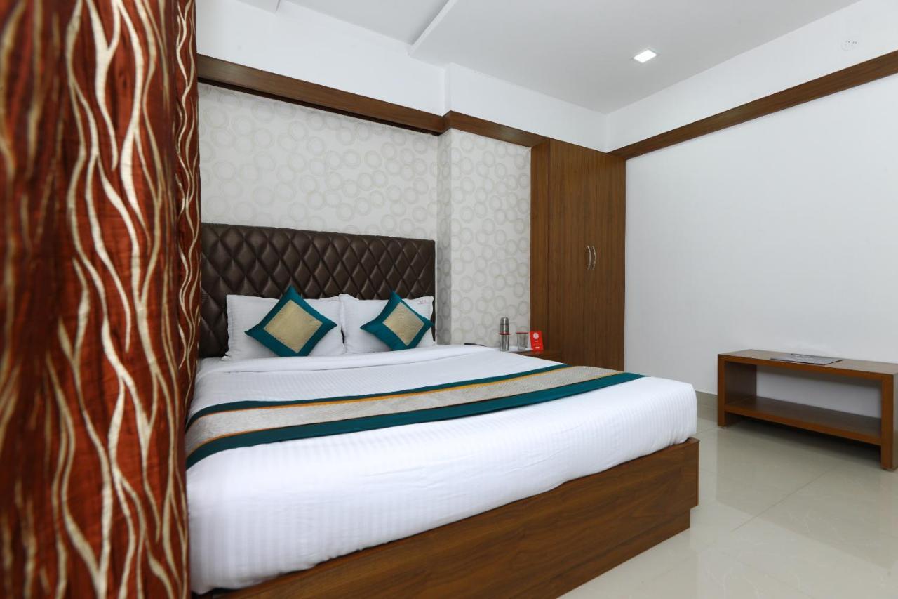 Oyo Flagship 6626 Khaleej Residency 3*