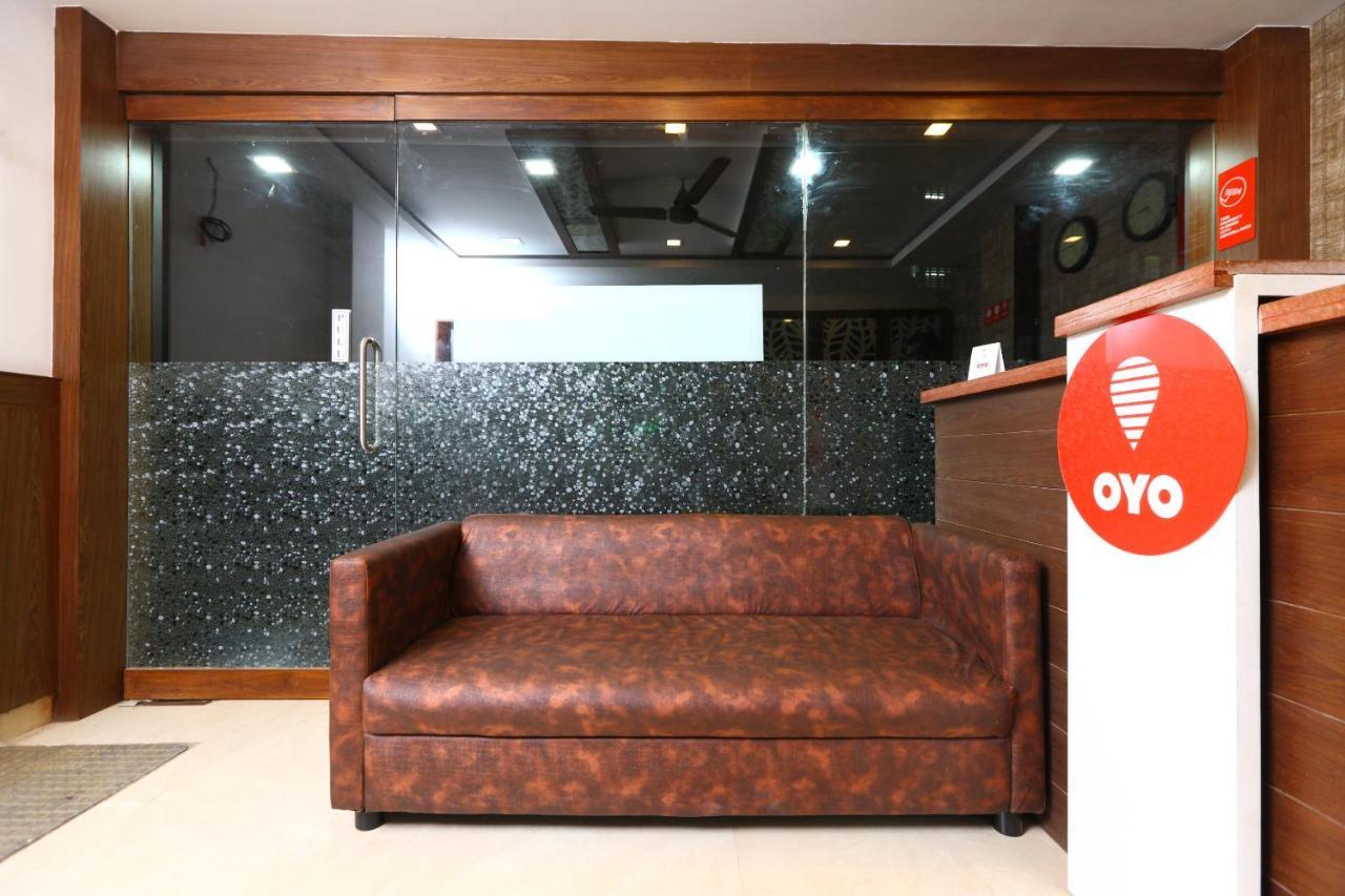 Oyo Flagship 6626 Khaleej Residency 3*